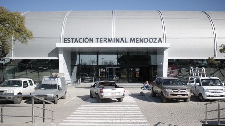 Detuvieron un micro que salía de Mendoza porque el conductor estaba alcoholizado