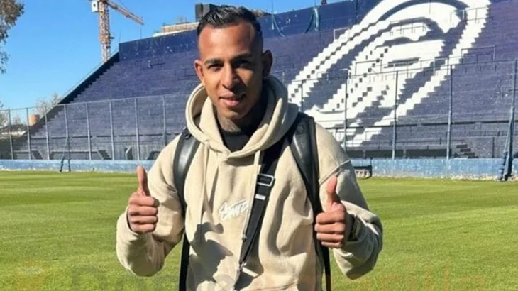 Confirmado: Sebastián Villa seguirá en Independiente Rivadavia