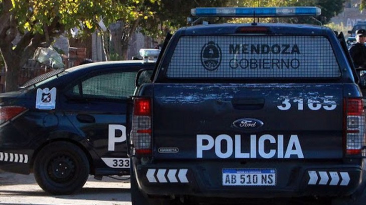 Rápida intervención policial salvó la vida de una menor que se ahogaba en Junín