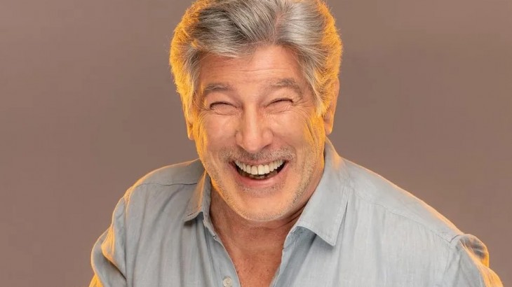 Pachu Peña publicó su primera imagen junto a su novia 20 años menor