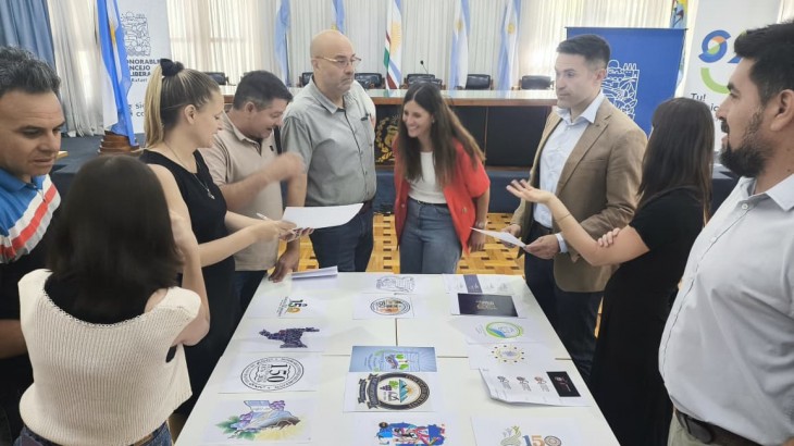 El HCD eligió el logo por los 150 años con amplia participación ciudadana
