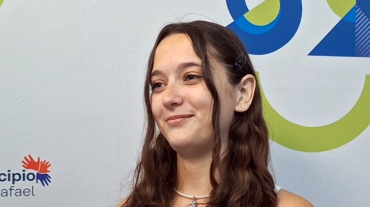 Aldana López y Lorena Saromé son las ganadoras del certamen de diseño de los vestidos vendimiales