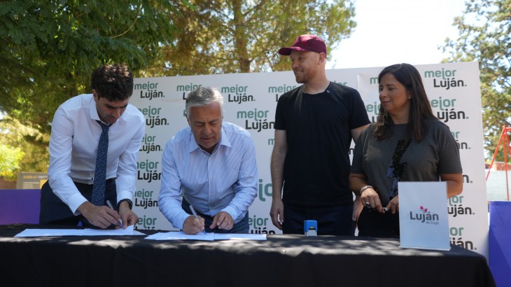 Alfredo Cornejo presentó obras de cloacas y energía solar en Luján: obras clave financiadas con el Fondo de Resarcimiento