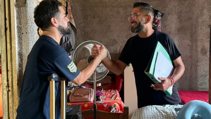 Tras el temporal, Gabriel López recorrió zonas afectadas y relevó a familias damnificadas en Maipú