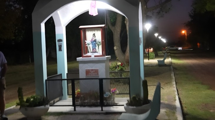 Nuevas luminarias para el bulevar de Pueblo Nuevo en Monte Comán