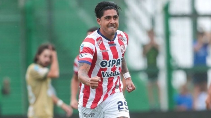 Unión goleó a Sarmiento y se llevó un triunfo clave como visitante