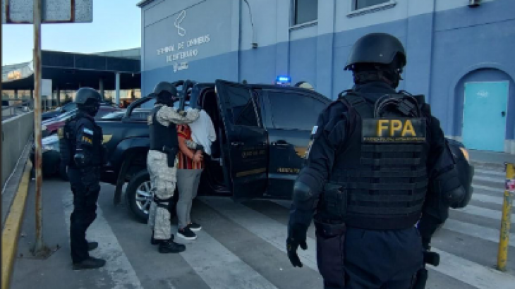 Córdoba: escondían dos kilos de cocaína en el asiento del bebé