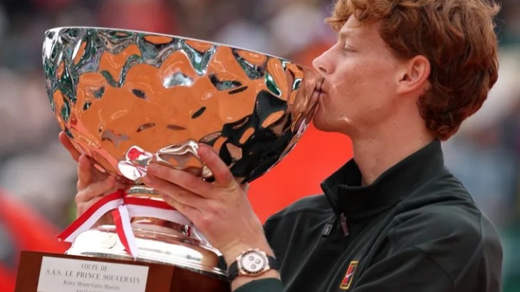 Sinner destronó a Alcaraz en Montecarlo y volvió a lo más alto del tenis mundial