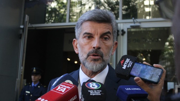 Ulpiano Suárez pidió reformar la Constitución para adelantar el inicio de sesiones y respaldó eliminar las elecciones de medio término