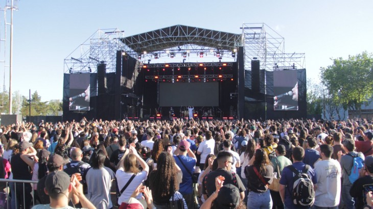 La impresionante grilla de la Fiesta de la Cerveza del Sur Mendocino en General Alvear