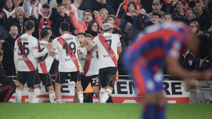 River le ganó a San Lorenzo por penales y pasó a cuartos de final del Apertura