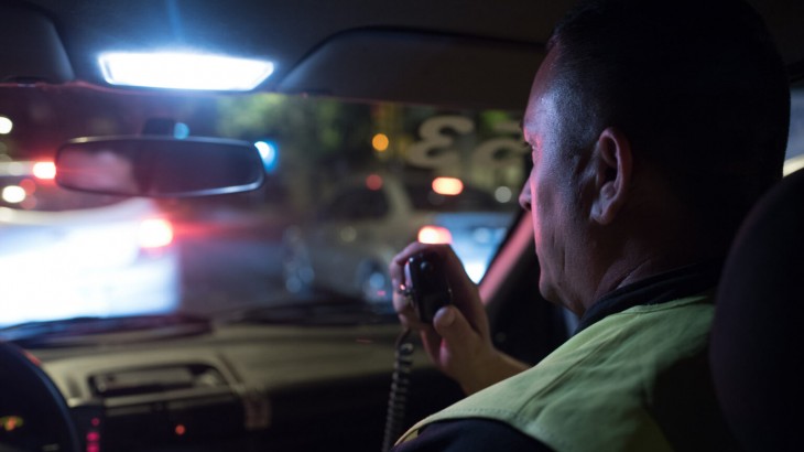 Operativo en la madrugada: detuvieron a un hombre por el robo de gabinetes
