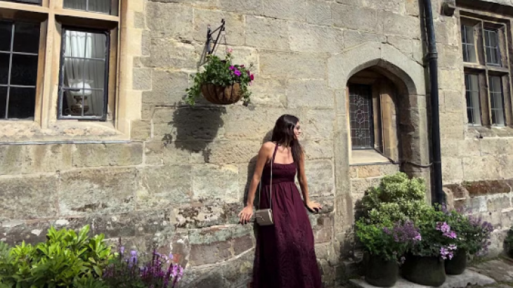 Pampita viajó al sur de Inglaterra con Martín Pepa: mercados de antigüedades y calles medievales