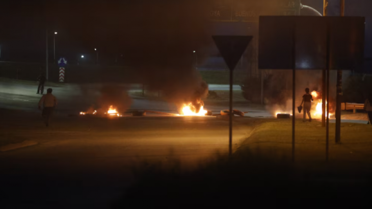 Córdoba vivió una noche de violencia y fuego tras el hallazgo de Agostina Vega