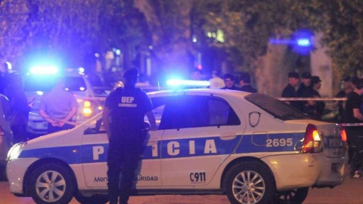 Golpearon y maniataron a una pareja de ancianos durante un asalto en San Rafael